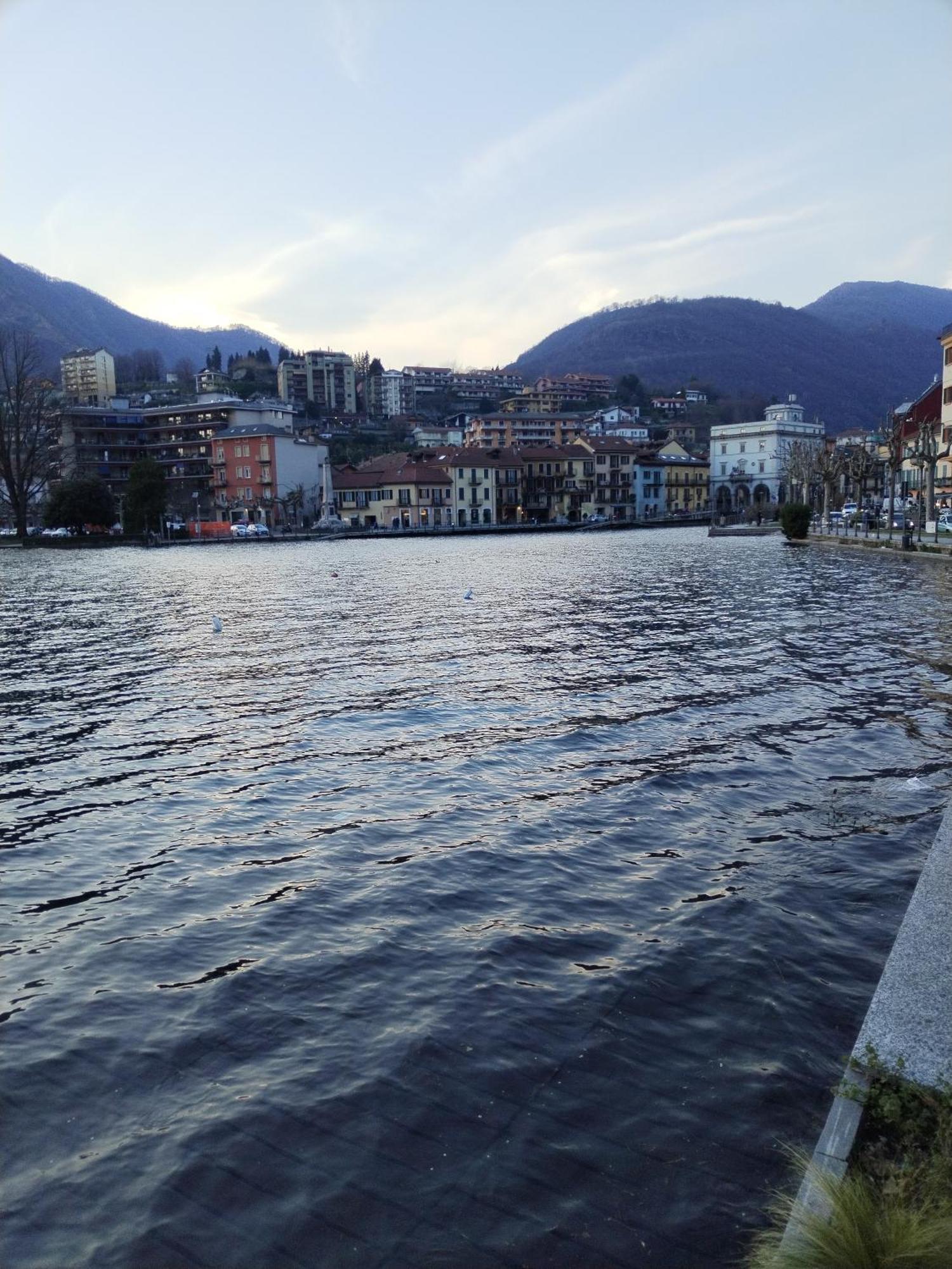 Un Balcone Sul Lago Оменья Екстер'єр фото