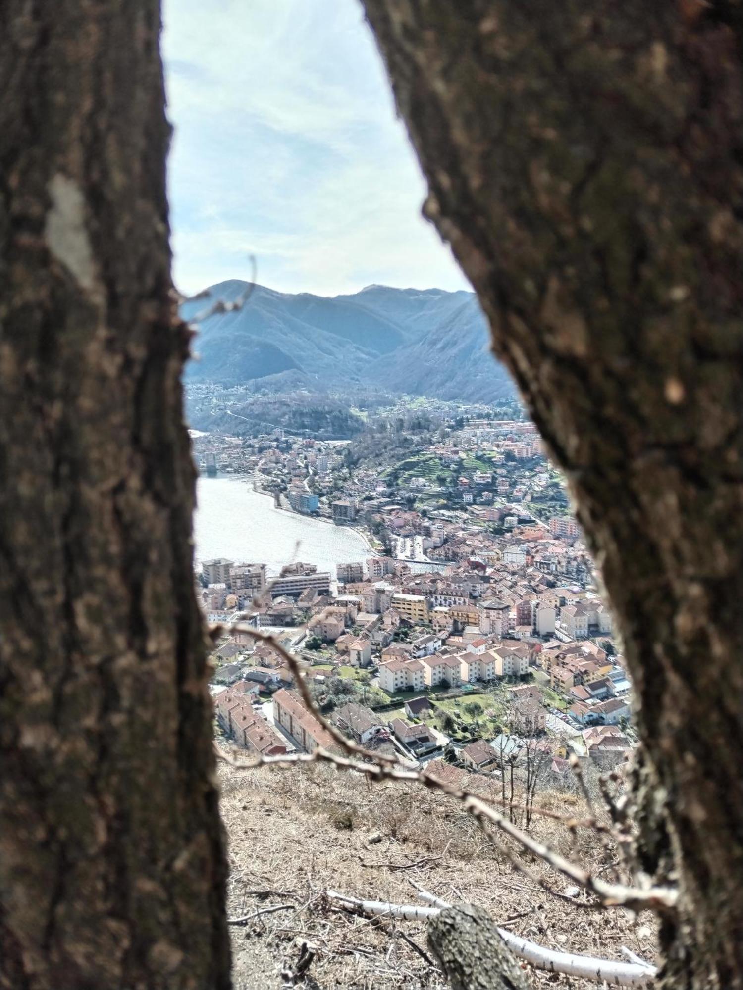 Un Balcone Sul Lago Оменья Екстер'єр фото